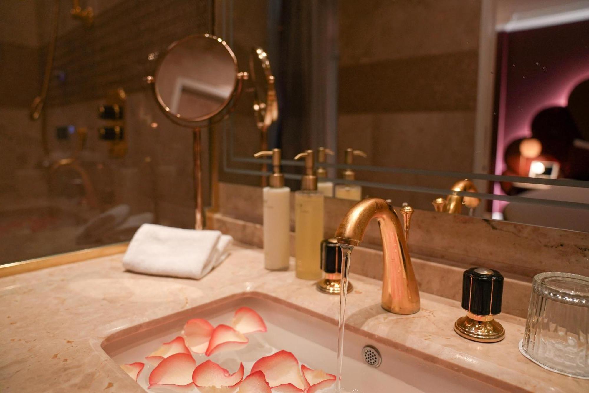 J'adore & (adults Only) Hotel Parigi